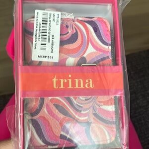Trina Turk Sea Anemone Small Gift Box Zip Around Wallet